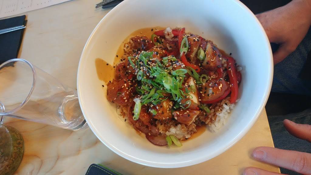 Sushi Taxi | restaurant | 1578 Rue King Ouest local 106, Sherbrooke, QC J1J 2C3, Canada | 8195653737 OR +1 819-565-3737