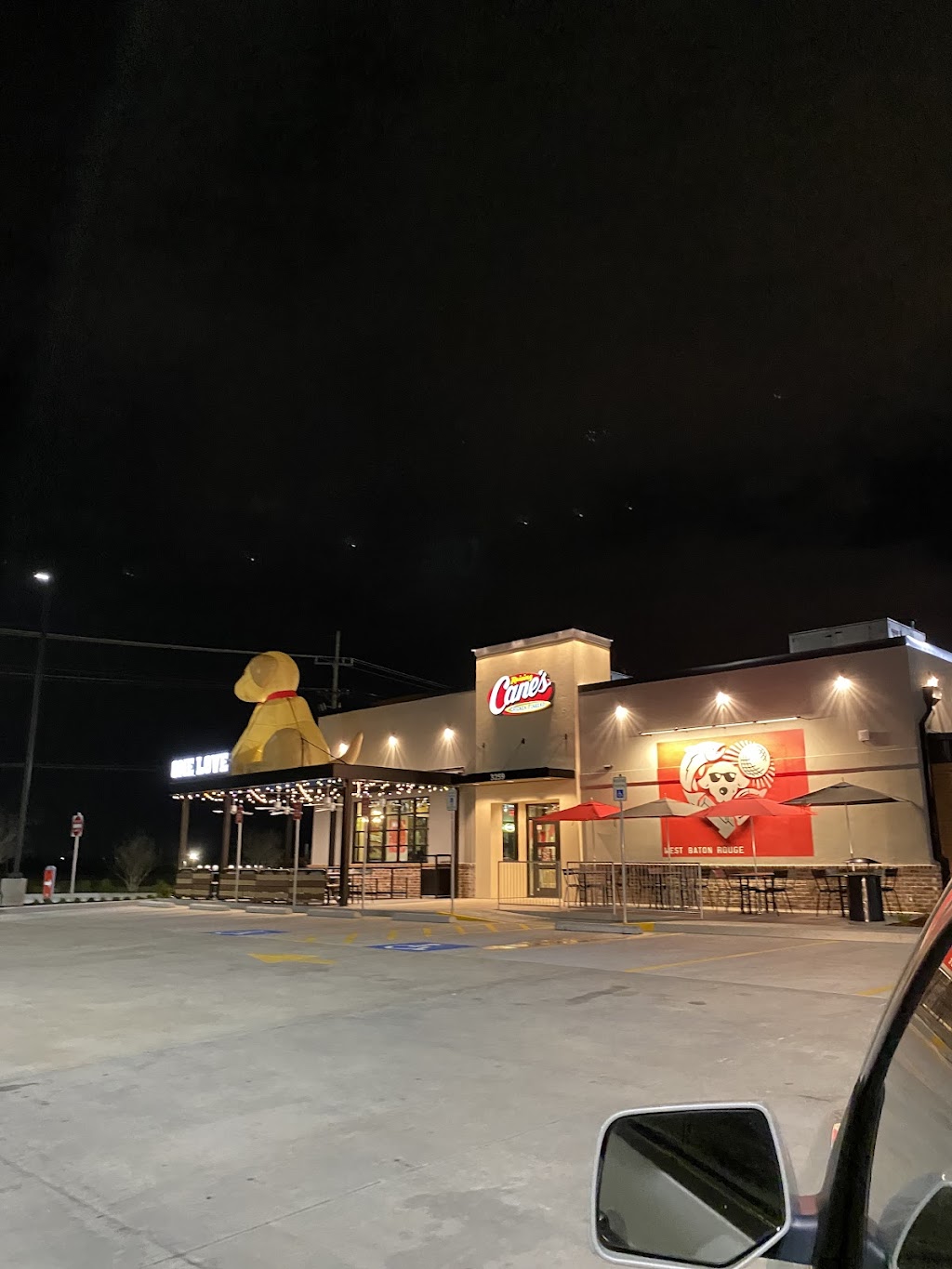 Raising Canes | restaurant | 3259 LA-1, Port Allen, LA 70767, USA | 2254074162 OR +1 225-407-4162