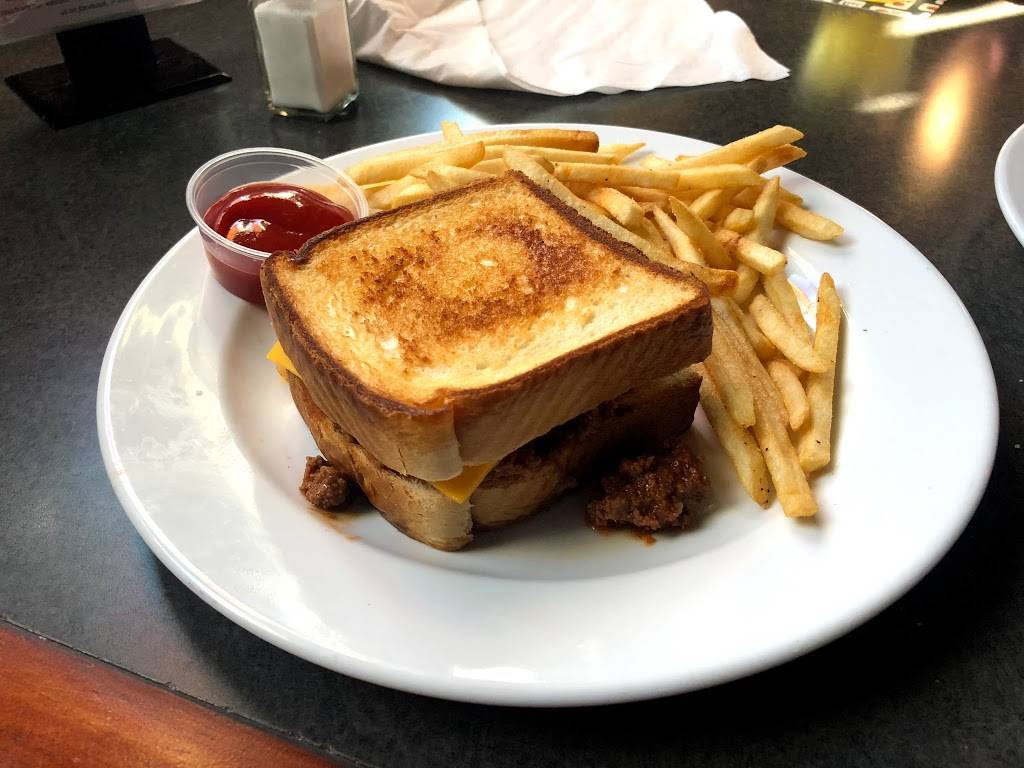 JF Kicks | restaurant | 3345 Lithia Pinecrest Rd, Valrico, FL 33596, USA | 8136437777 OR +1 813-643-7777