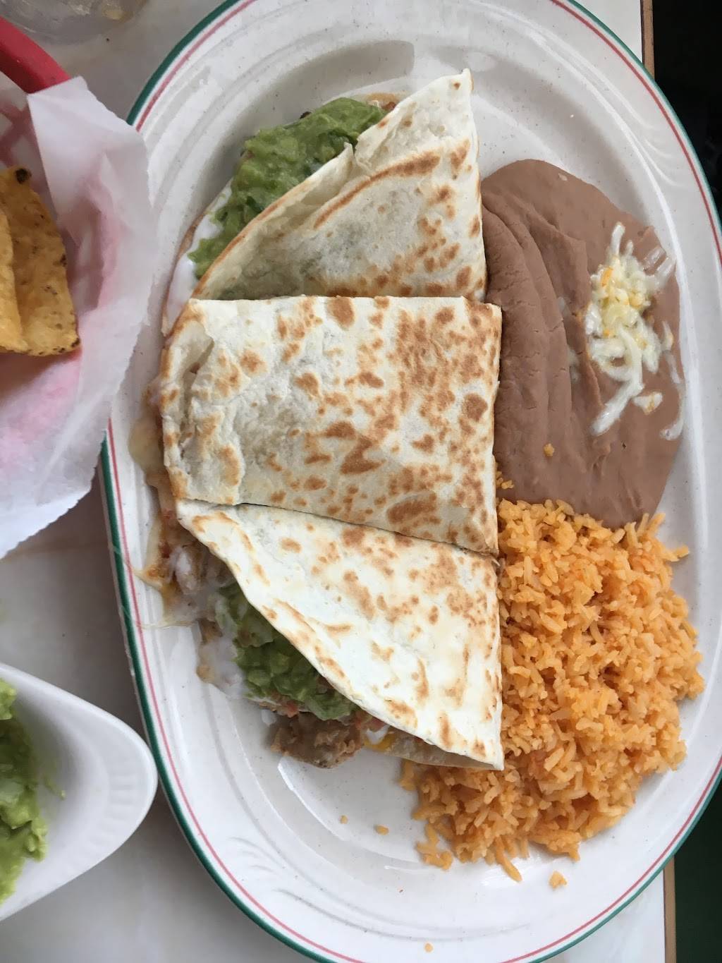 Taco & Burrito House | restaurant | 2430 N Central Ave, Chicago, IL 60639, USA | 7736226926 OR +1 773-622-6926