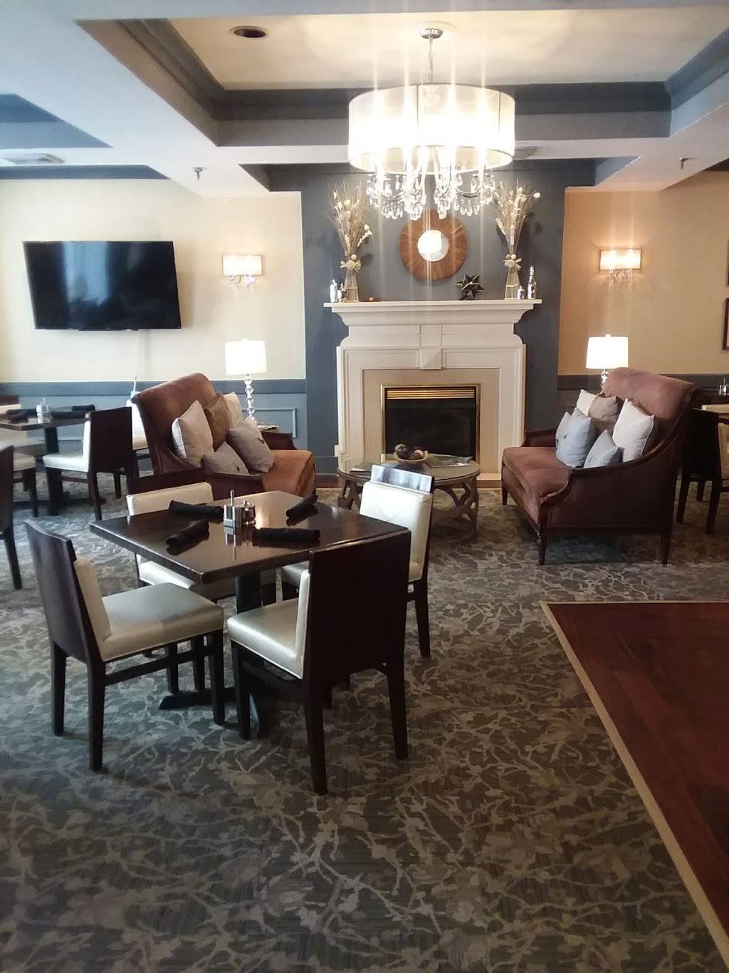 Harbour Club | restaurant | 35 Prioleau St, Charleston, SC 29401, USA | 8437239680 OR +1 843-723-9680