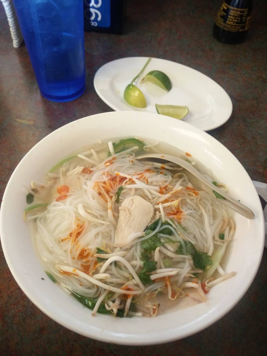 Ba Le Restaurant | restaurant | 11404 Shiloh Rd # 101, Dallas, TX 75228, USA | 9726132960 OR +1 972-613-2960