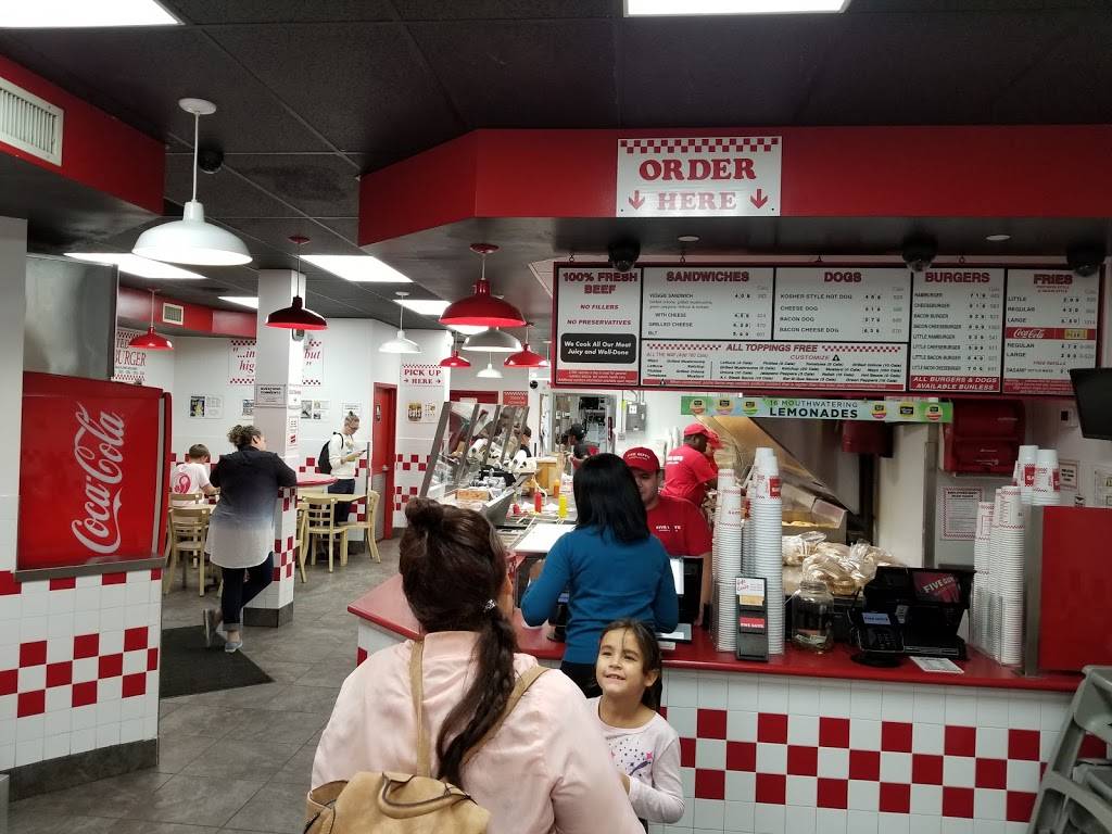 Five Guys | meal takeaway | 284 7th Ave, Brooklyn, NY 11215, USA | 7184999380 OR +1 718-499-9380