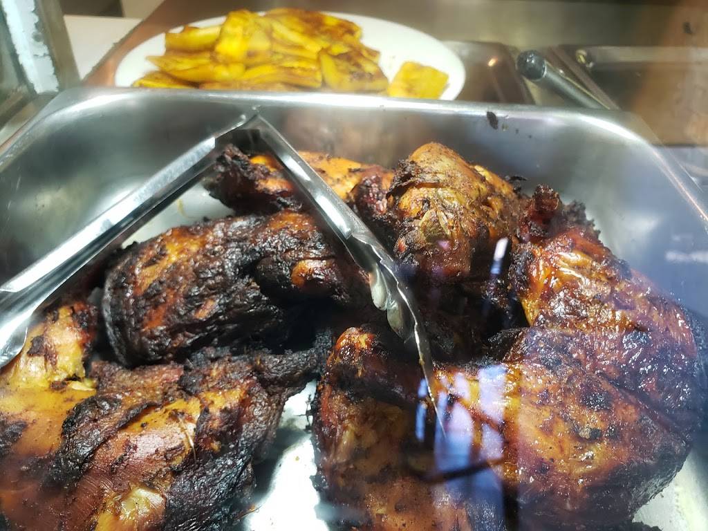 Mangoes Restaurant | restaurant | 2491 Lake Shore Blvd W, Etobicoke, ON M8V 1C5, Canada | 4162531920 OR +1 416-253-1920