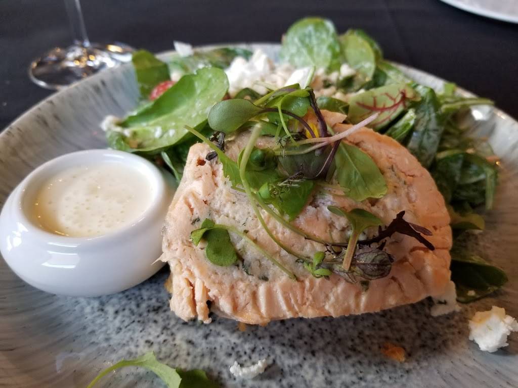 Le Cellier | restaurant | 49 Rue Saint-Jacques, Gatineau, QC J8X 2Y5, Canada | 8192054200 OR +1 819-205-4200