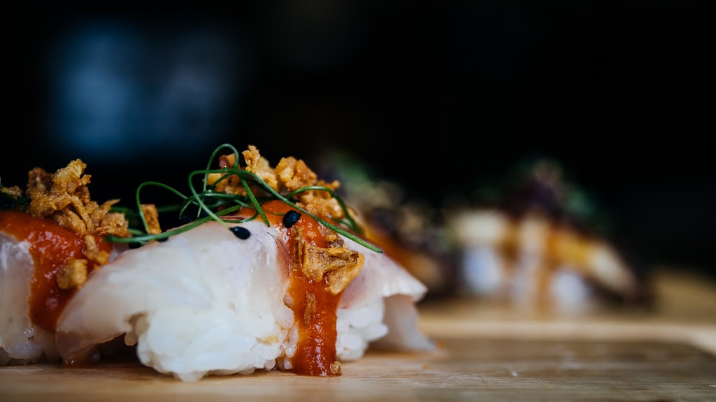 sushiDOKKU / BOOZE BOX | night club | 823 W Randolph St, Chicago, IL 60607, USA | 3124558238 OR +1 312-455-8238