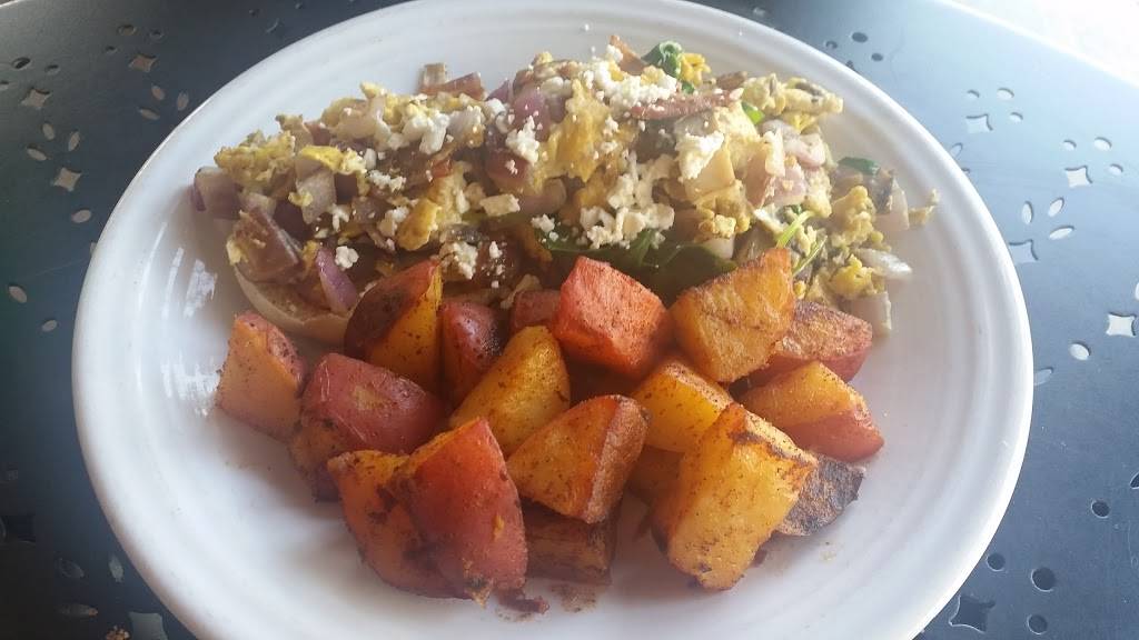 The Velo Rouge Cafe | cafe | 798 Arguello Blvd, San Francisco, CA 94118, USA | 4157527799 OR +1 415-752-7799