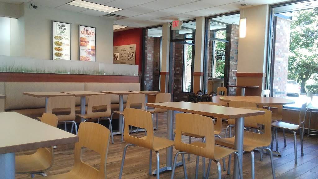 Wendys | restaurant | 9445 SW Barbur Blvd, Portland, OR 97219, USA | 5032448362 OR +1 503-244-8362