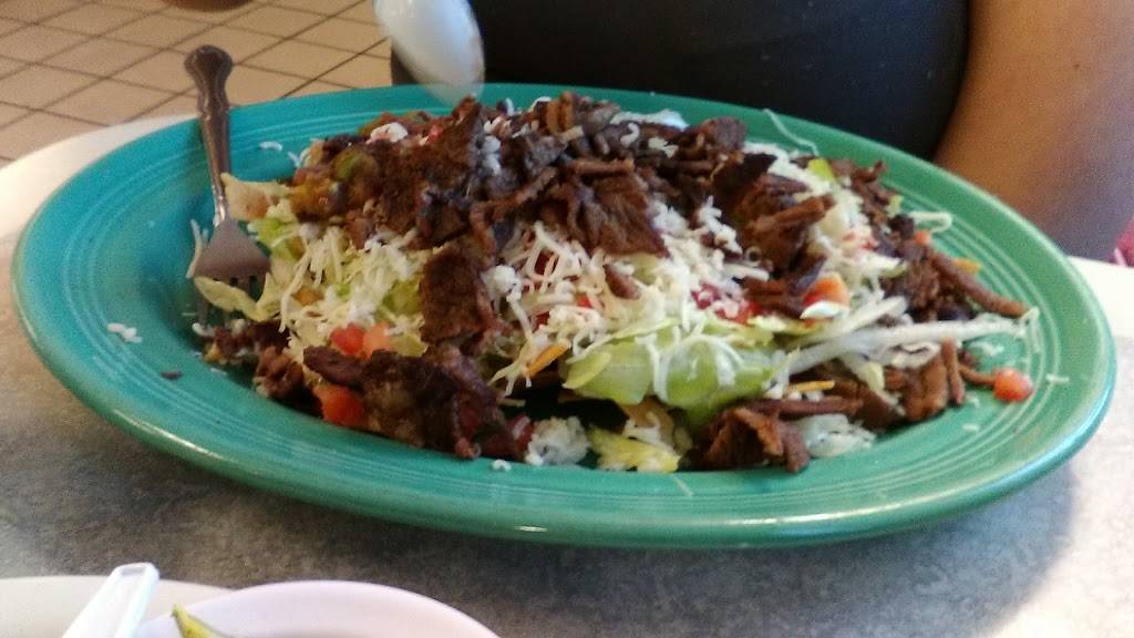 Carminas Mexican Food | restaurant | 12400 Perris Blvd, Moreno Valley, CA 92557, USA | 9512477240 OR +1 951-247-7240