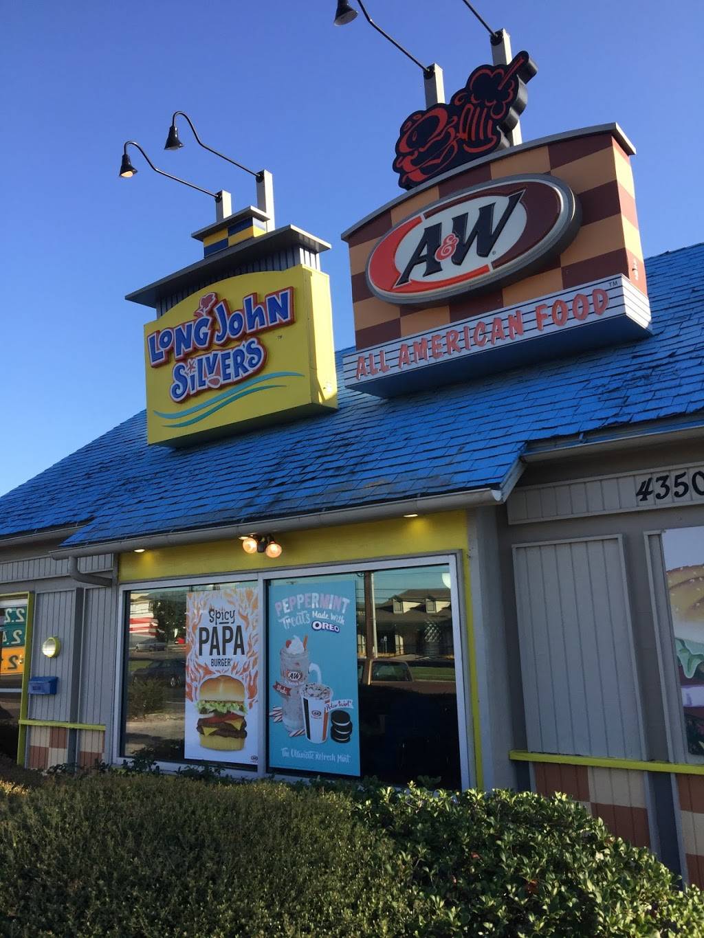 Long John Silvers | restaurant | 4350 W Commerce St, San Antonio, TX 78237, USA | 2105910628 OR +1 210-591-0628