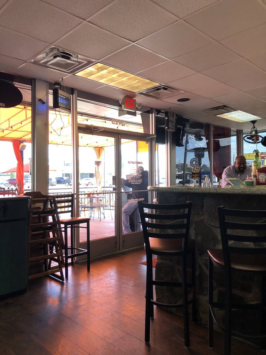 Dream Wings | restaurant | 3425 Ella Blvd, Houston, TX 77018, USA | 7136405705 OR +1 713-640-5705