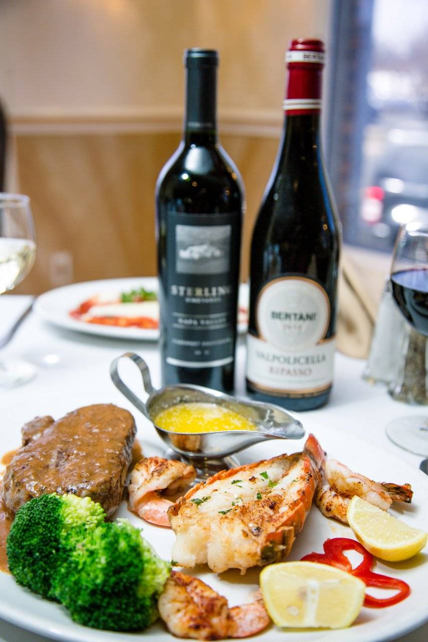 Goccia D’oro | restaurant | 485 W Montauk Hwy, Lindenhurst, NY 11757, USA | 6319917799 OR +1 631-991-7799