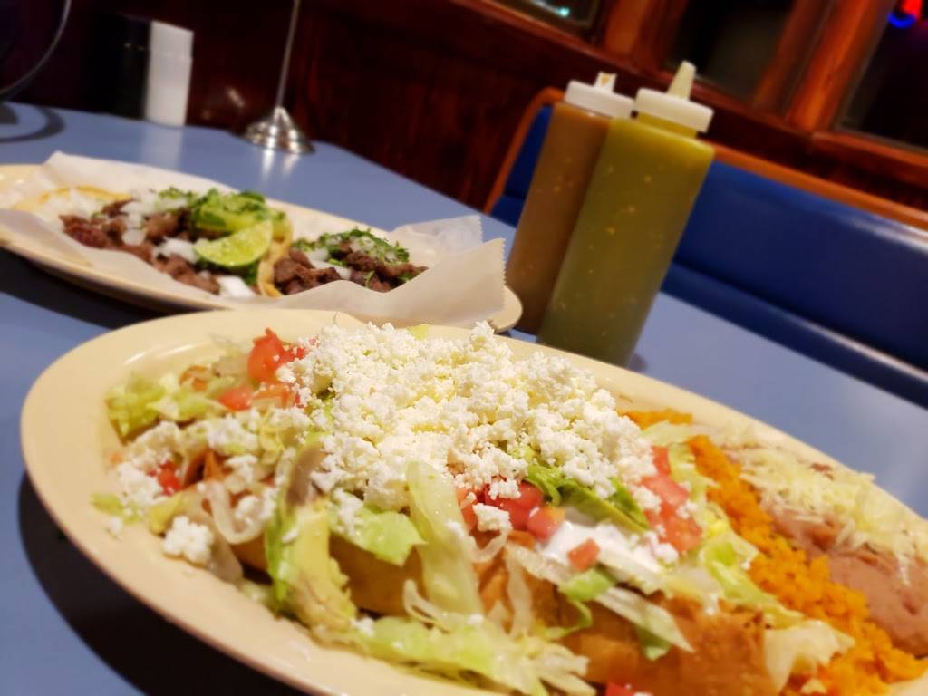 El Paraiso | restaurant | 415 Summit St, Elgin, IL 60120, USA | 8478889900 OR +1 847-888-9900