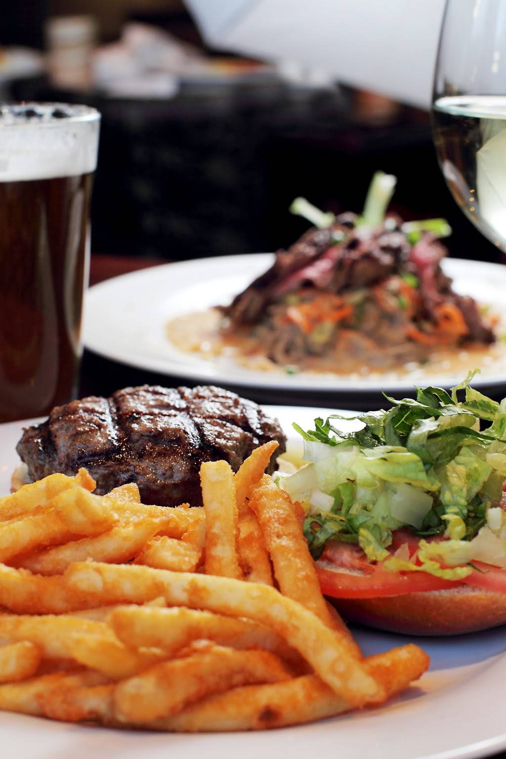 Hill City Grill | restaurant | 291 Main St, Oneonta, NY 13820, USA | 6073537220 OR +1 607-353-7220