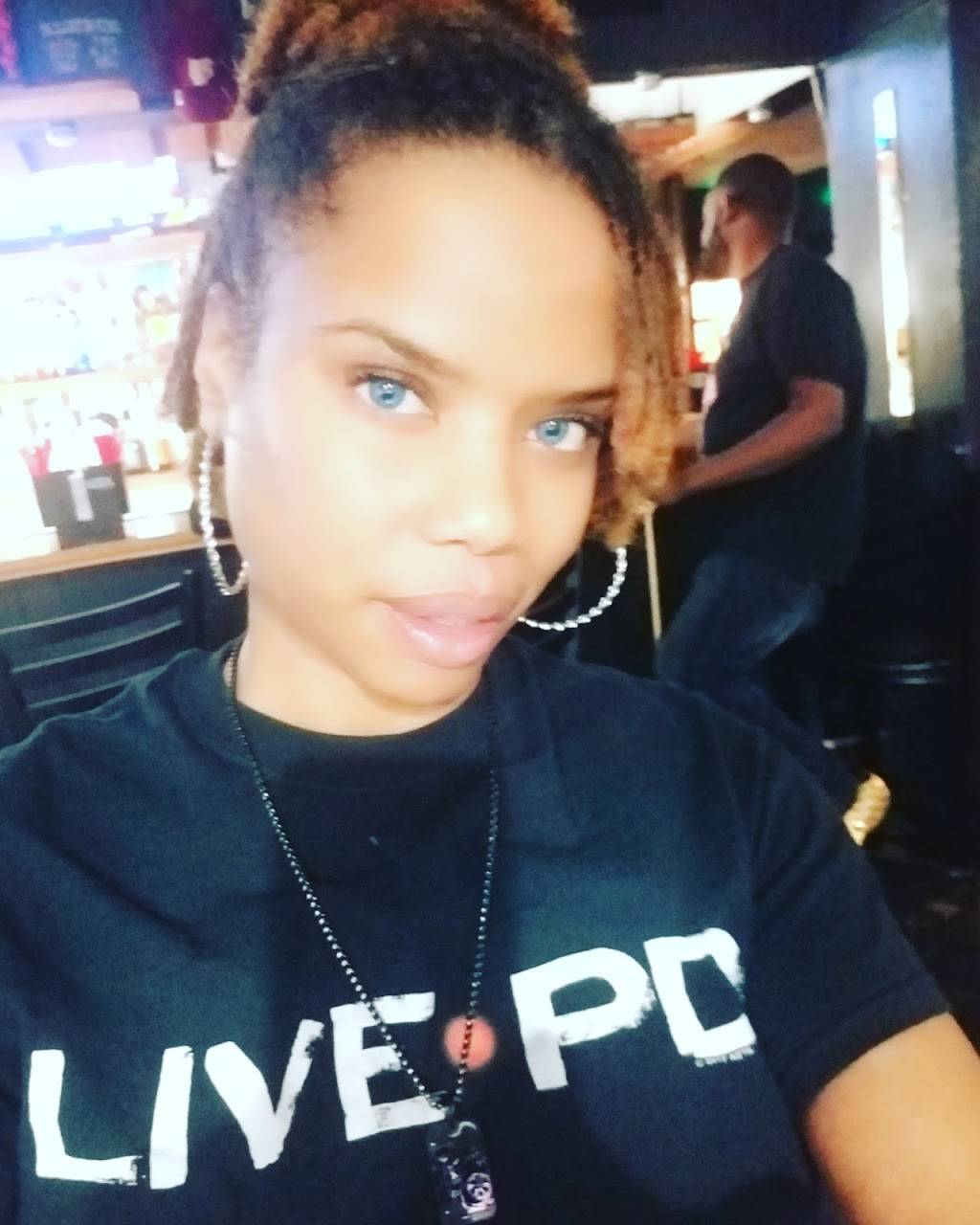 Qs Bar & Grill | night club | 815 19th St Ensley, Birmingham, AL 35218, USA | 2057819494 OR +1 205-781-9494