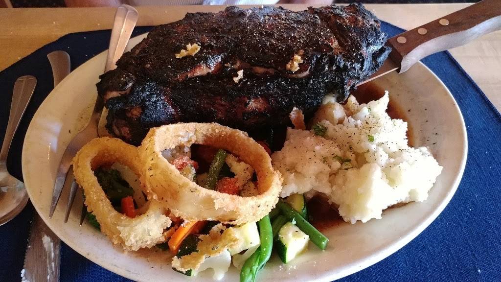 Stormys Spirits & Supper | restaurant | 6650 Bloomfield Rd, Petaluma, CA 94952, USA | 7077950127 OR +1 707-795-0127