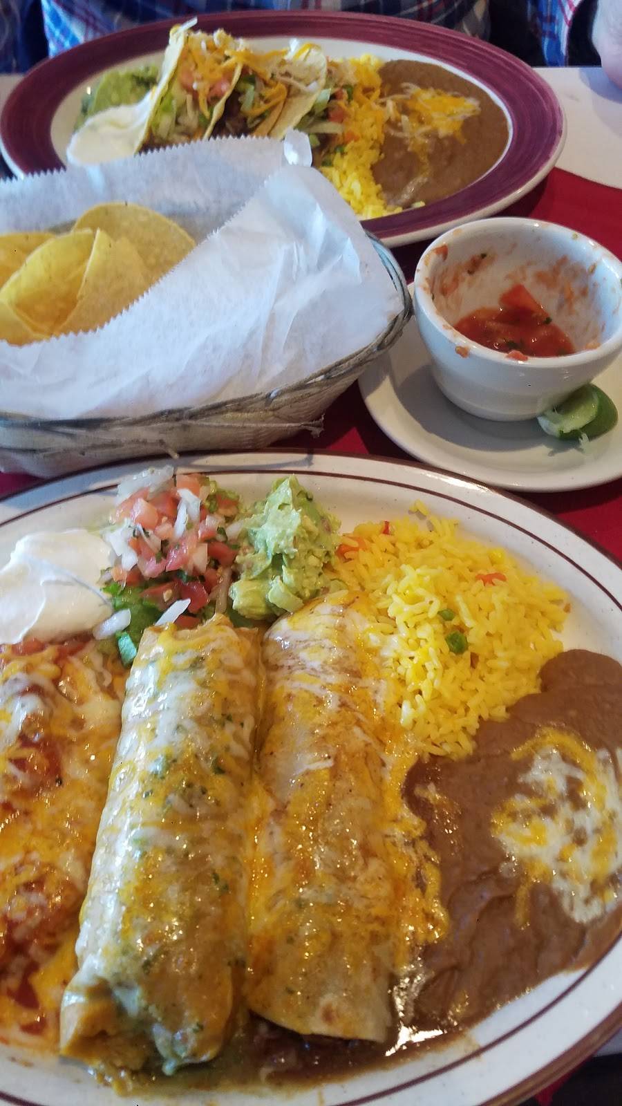 La Plaza Mexican Cuisine | restaurant | 4303, 629 Pennsylvania Ave SE, Washington, DC 20003, USA | 2025469512 OR +1 202-546-9512