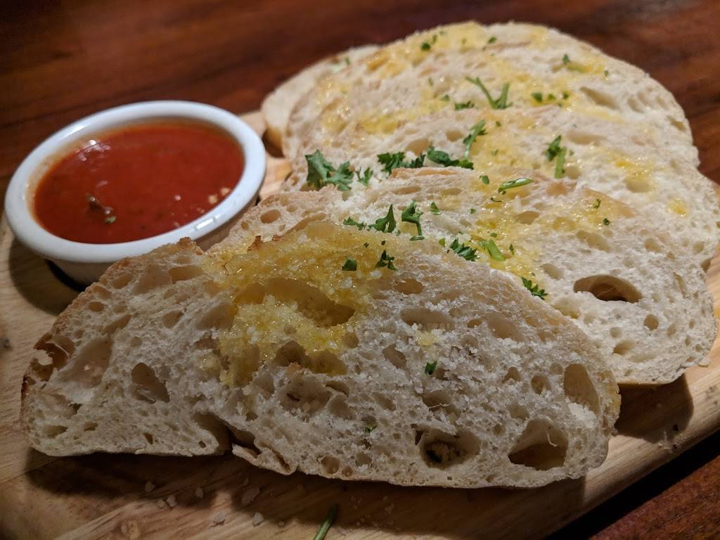 Nonnas Chicago Bistro | restaurant | 6603 Leetsdale Dr H & I, Denver, CO 80224, USA | 3033992000 OR +1 303-399-2000