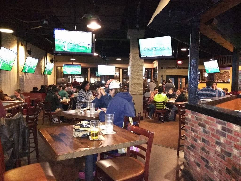 Buffalo Wing Factory | restaurant | 13067 Lee Jackson Memorial Hwy, Fairfax, VA 22033, USA | 7032630202 OR +1 703-263-0202