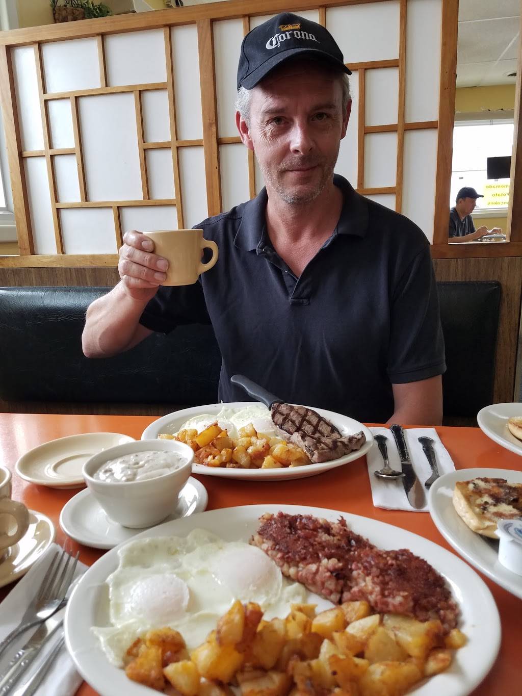 Emilys | restaurant | 183 Hertel Ave, Buffalo, NY 14207, USA | 7168715991 OR +1 716-871-5991