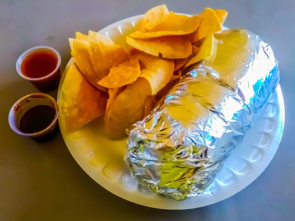 El Chino Taqueria | restaurant | 1011 SE Maple St, Hillsboro, OR 97123, USA | 5033529892 OR +1 503-352-9892