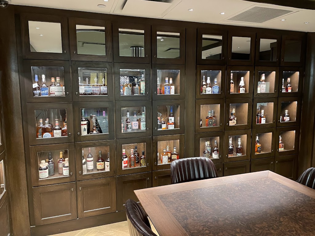 Stock & Bond | restaurant | 138 Park Ave, Oklahoma City, OK 73102, USA | 4059006850 OR +1 405-900-6850