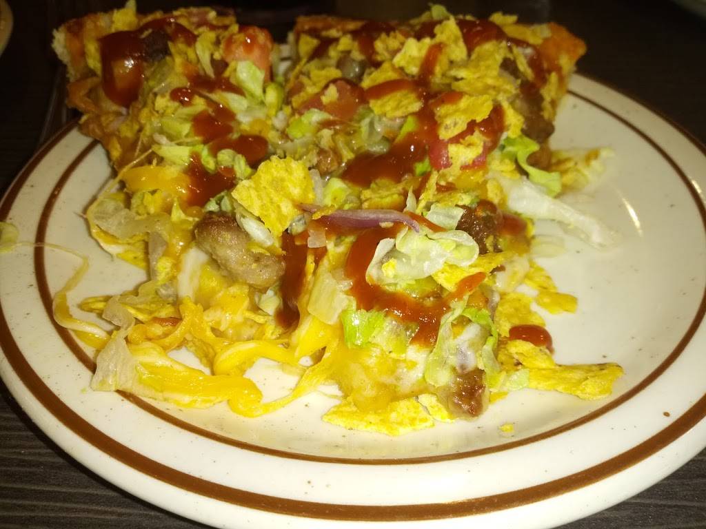 Pizza Hut | restaurant | 1116 W 7th St, Auburn, IN 46706, USA | 2609251286 OR +1 260-925-1286