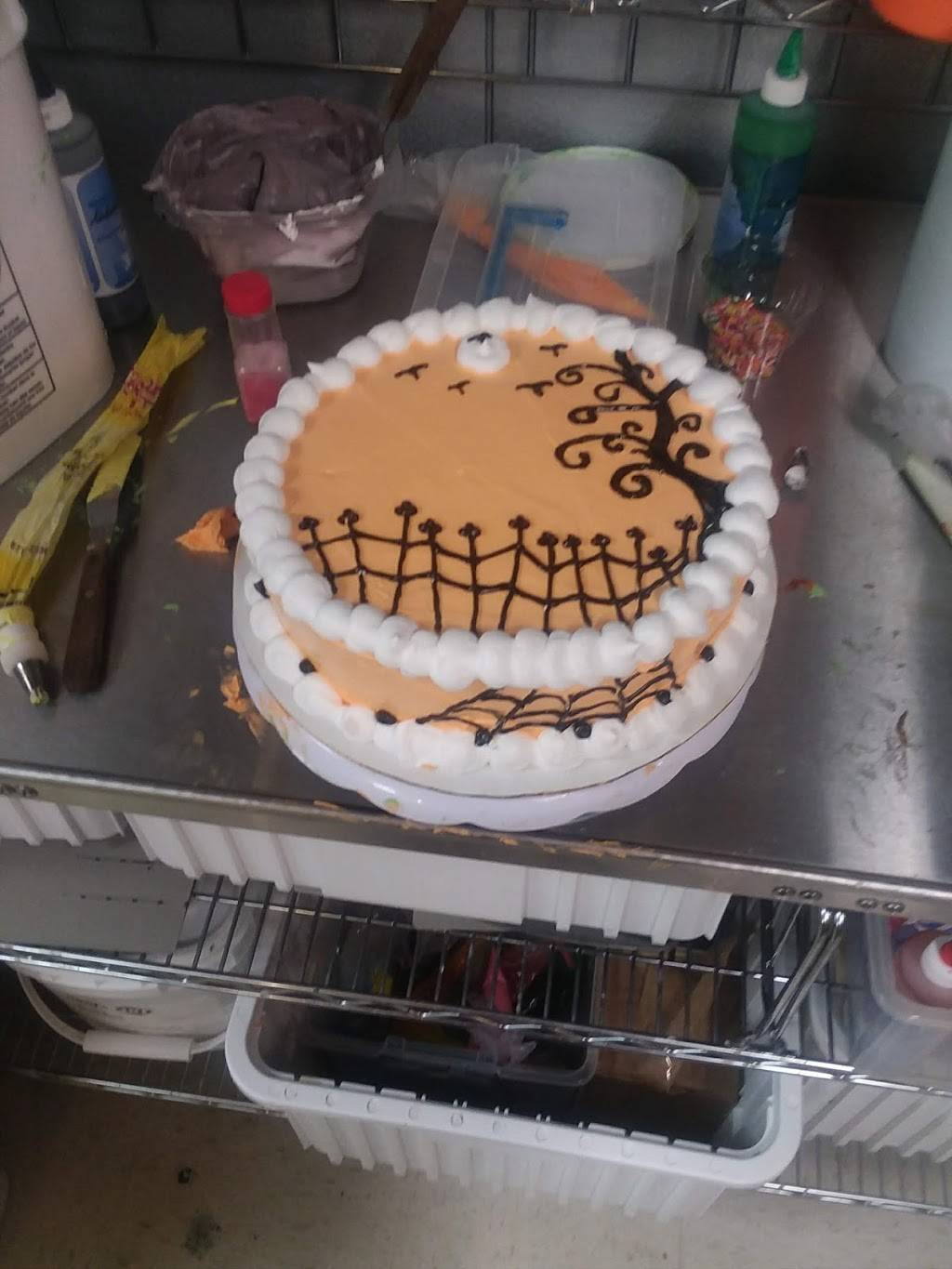 Dairy Queen | restaurant | 303 W George St, Carmichaels, PA 15320, USA | 7243192151 OR +1 724-319-2151