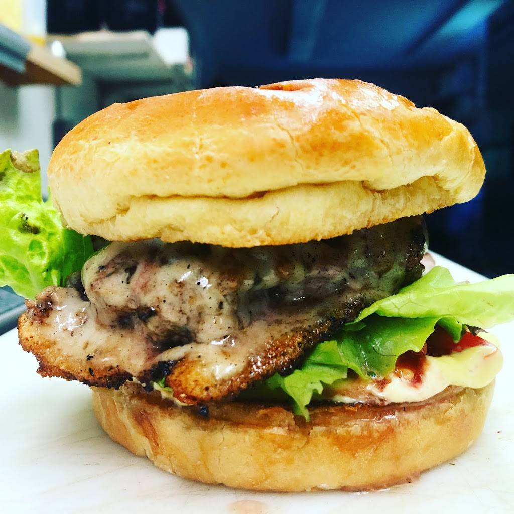 Fiddlehead Inn featuring The Rabbit Hole | restaurant | 144 Huntington Rd, Worthington, MA 01098, USA | 4132380144 OR +1 413-238-0144