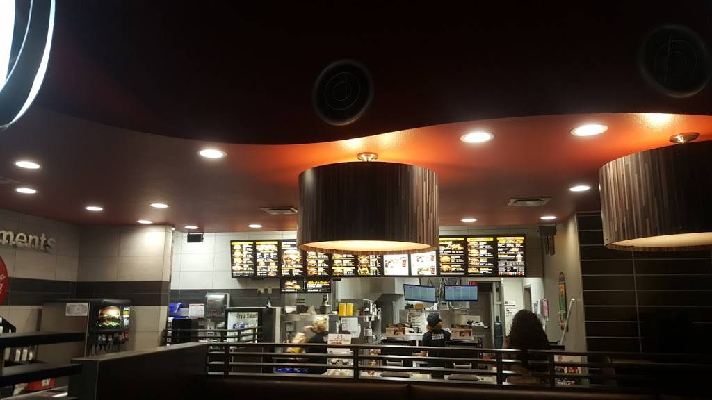 Carls Jr. | restaurant | 2650 Nature Park Dr, North Las Vegas, NV 89084, USA | 7026336681 OR +1 702-633-6681