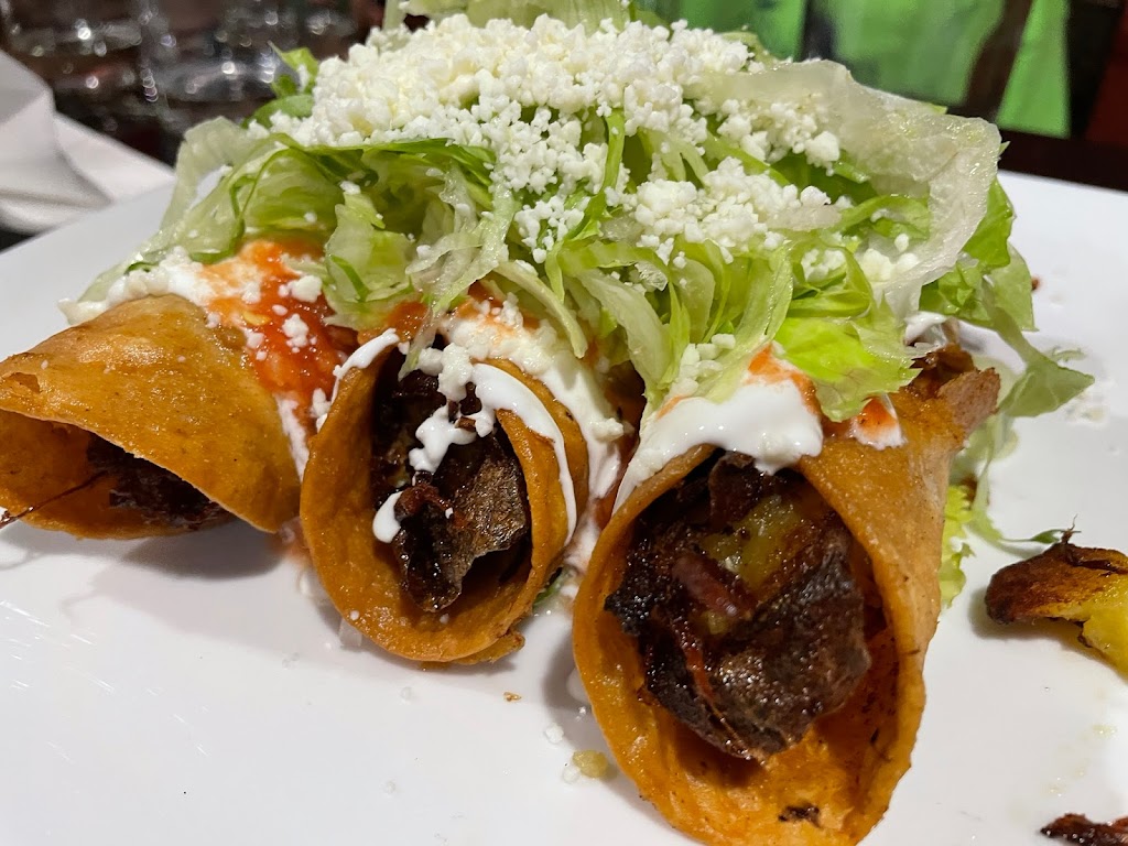 El Gran Toro Mexican Brasserie | restaurant | 118 Broadway, Newburgh, NY 12550, USA | 8456707047 OR +1 845-670-7047