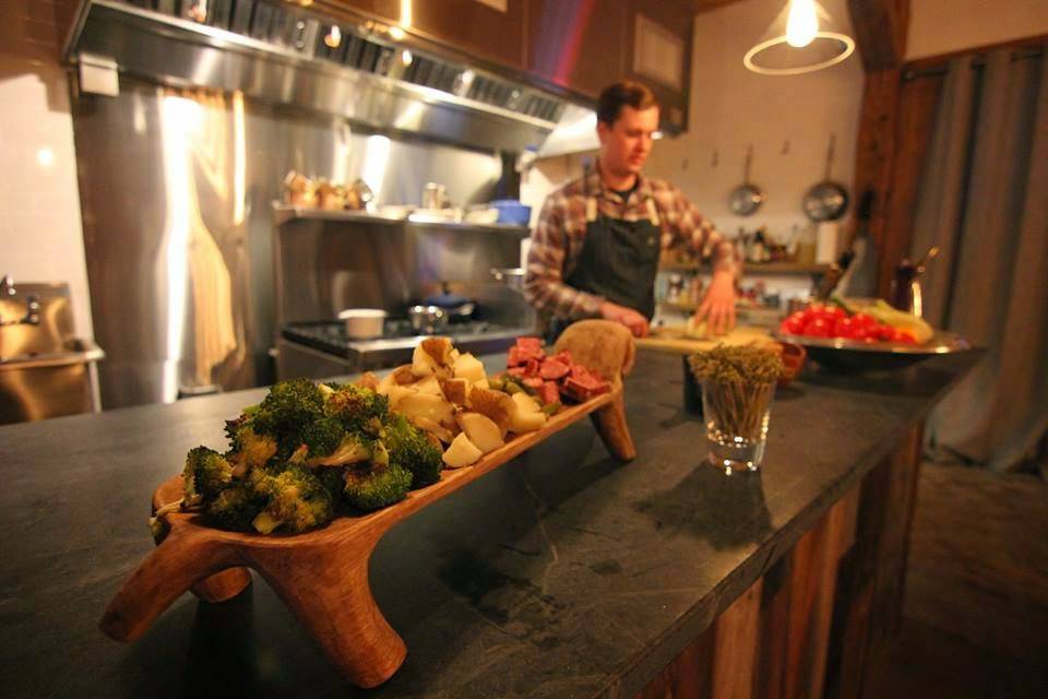 The Backroom | restaurant | 3963 VT-100, Pittsfield, VT 05762, USA | 8027704357 OR +1 802-770-4357