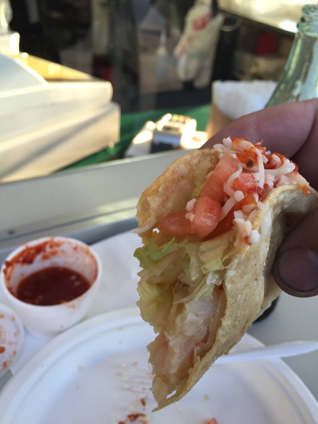 Los Burritos Restaurant | restaurant | 1312 Echo Park Ave, Los Angeles, CA 90026, USA | 2139779102 OR +1 213-977-9102