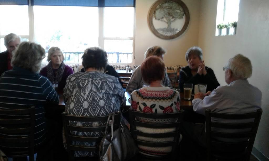 Mos River Road Grill | restaurant | 275 River Rd E, Salinas, CA 93908, USA | 8319987564 OR +1 831-998-7564