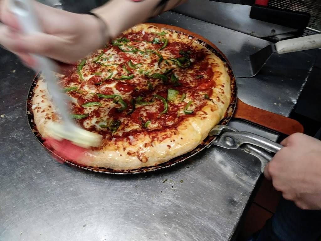 Pizza Hut | restaurant | 8131 Bardstown Rd, Louisville, KY 40291, USA | 5022319090 OR +1 502-231-9090