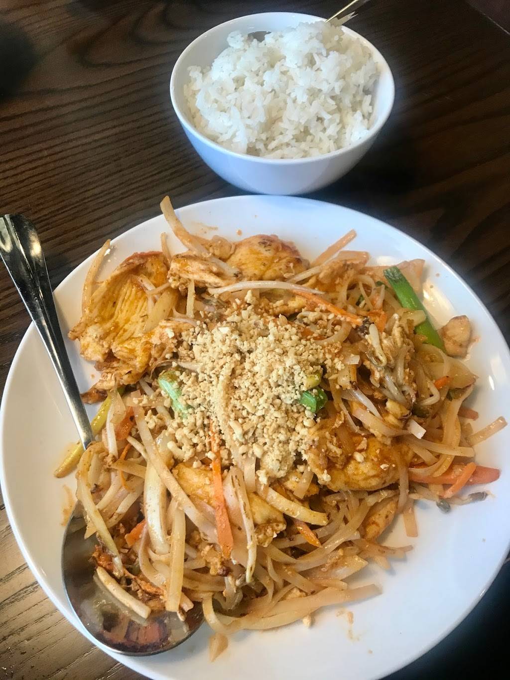 Lieus Asian Bistro | restaurant | 103 E Beacon Dr, Greenville, SC 29615, USA | 8642883800 OR +1 864-288-3800