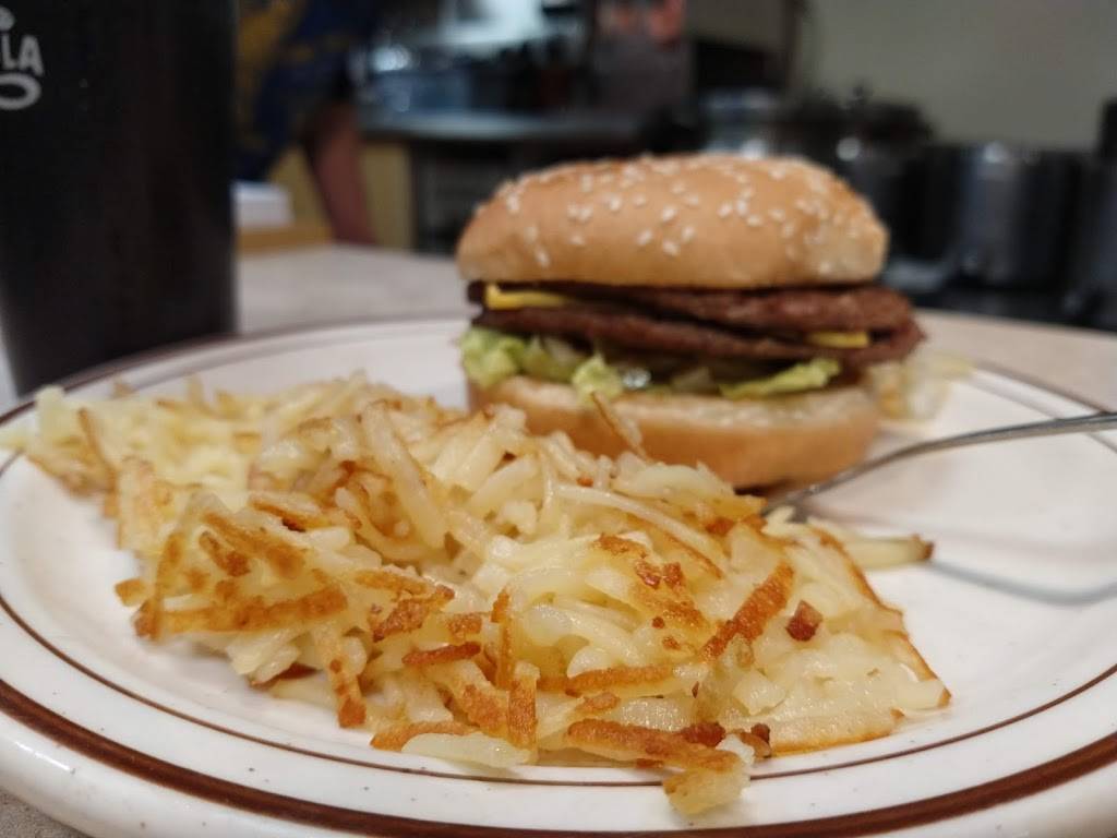 George Webb Restaurant | restaurant | 6231 S 27th St, Greenfield, WI 53221, USA | 4142828301 OR +1 414-282-8301