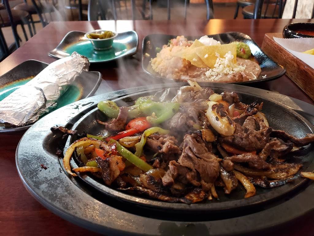 Las Palmas Mexican Restaurante | restaurant | 807 Rivergate Pkwy, Goodlettsville, TN 37072, USA | 6158517315 OR +1 615-851-7315