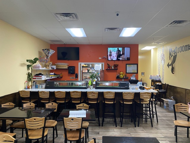 Marikami Thai & Sushi | restaurant | 5781 Lee Blvd #209, Lehigh Acres, FL 33971, USA | 2394612600 OR +1 239-461-2600