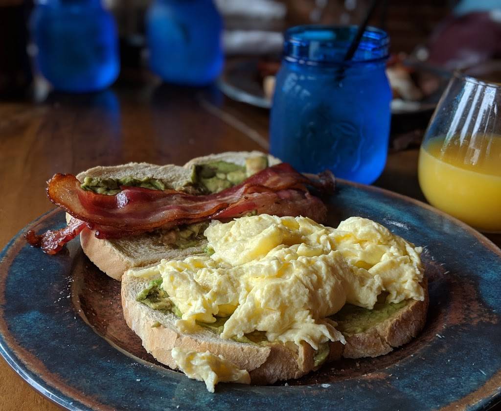 Bare Roots Farmacy | restaurant | 105 12th St, Columbus, GA 31901, USA | 7068870005 OR +1 706-887-0005