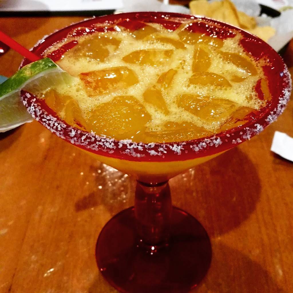 Luna Azteca Mexican Grill | restaurant | 5918 NW 63rd Terrace, Kansas City, MO 64151, USA | 8164378038 OR +1 816-437-8038