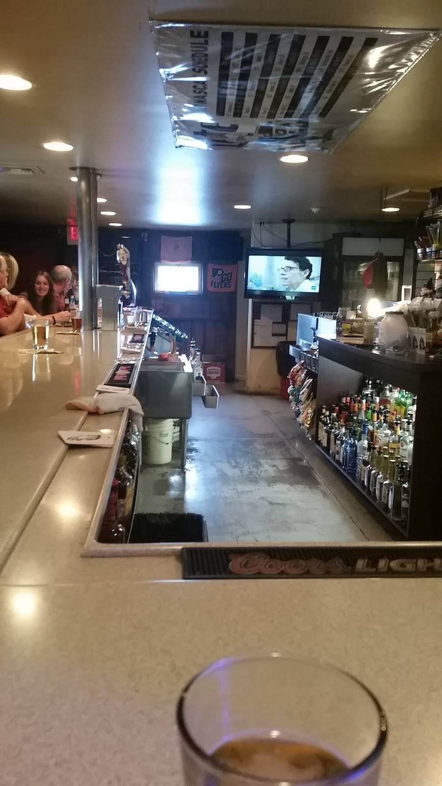 Happy Rooster Saloon | restaurant | 334 PA-41, Gap, PA 17527, USA | 6105934880 OR +1 610-593-4880