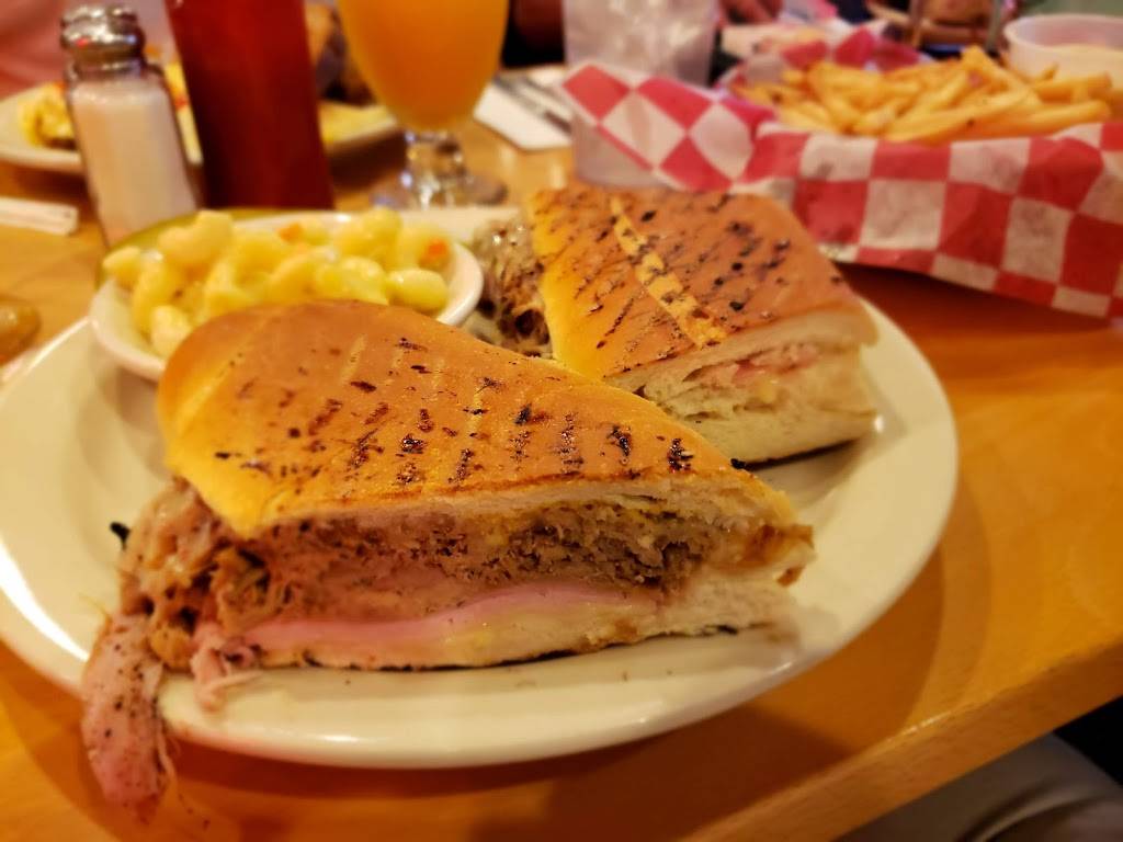 Cyndias | cafe | 169 Union Blvd, Totowa, NJ 07512, USA | 9739257778 OR +1 973-925-7778