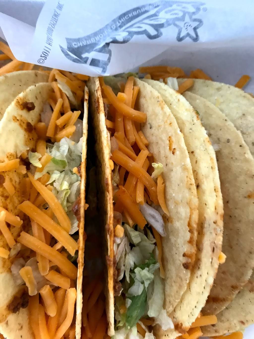 Hardees | restaurant | 17368 Chesterfield Airport Rd, Chesterfield, MO 63005, USA | 6365365072 OR +1 636-536-5072