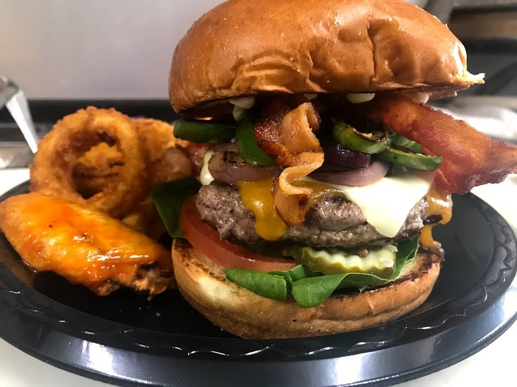 Lahaina Beach House | restaurant | 710 Oliver Ct, San Diego, CA 92109, USA | 8582703888 OR +1 858-270-3888