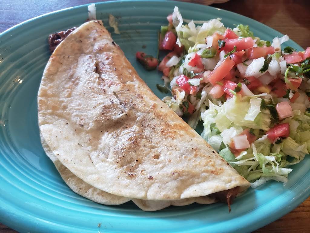 La Fuente Mexican Restaurant | restaurant | 917 NE Woods Chapel Rd, Lees Summit, MO 64064, USA | 8165242722 OR +1 816-524-2722