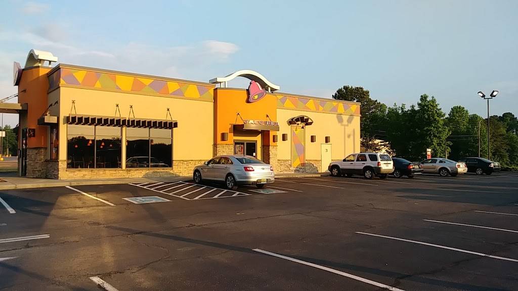 Taco Bell | meal takeaway | 2463 US-43, Winfield, AL 35594, USA | 2054878874 OR +1 205-487-8874