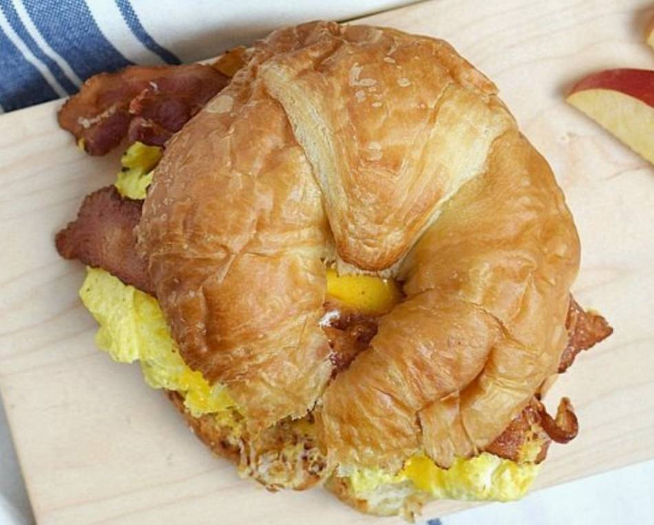 Uphams House Of Pizza | restaurant | 566 Columbia Rd, Dorchester, MA 02125, USA | 6172827141 OR +1 617-282-7141