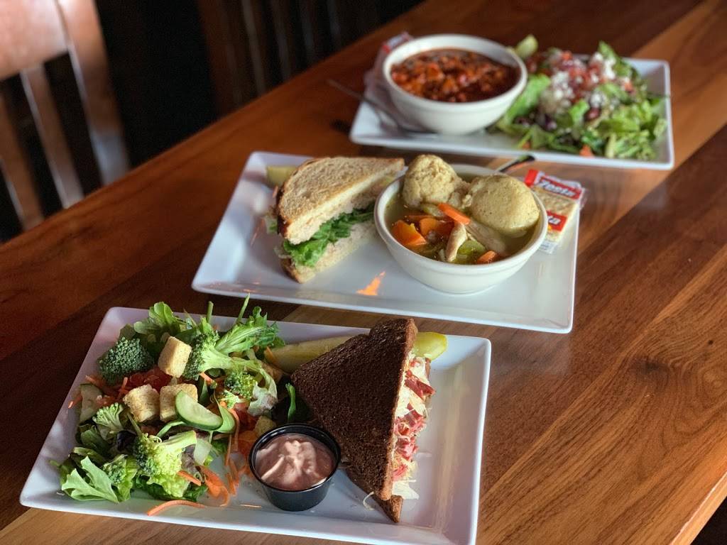 Nitty Gritty-Madison | restaurant | 223 N Frances St, Madison, WI 53703, USA | 6082512521 OR +1 608-251-2521