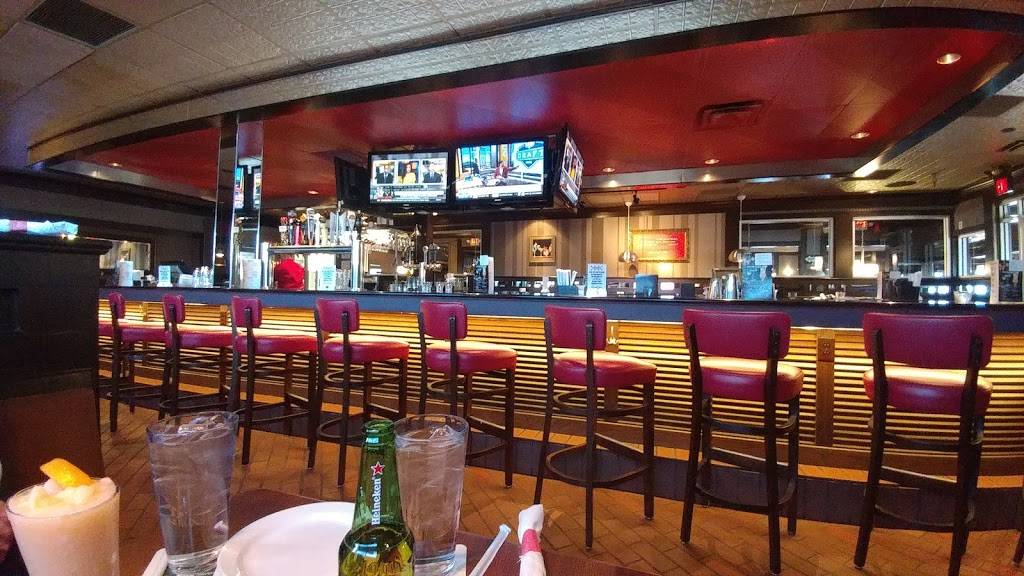 TGI Fridays | restaurant | 4730 Grape Rd, Mishawaka, IN 46545, USA | 5742718443 OR +1 574-271-8443